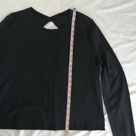 Lululemon Back Up Long Sleeve Open Back Black Light Sweater Medium - Picture 12 of 14